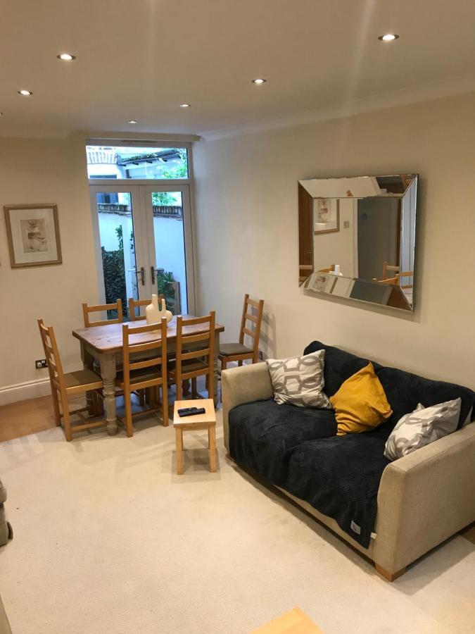 Stylish & Spacious 3 Bed Victorian House Sleeps Up To 7 - Near O2, Museums, Excel, Mazehill Station 12 Mins Direct Into London Bridge Villa Dış mekan fotoğraf