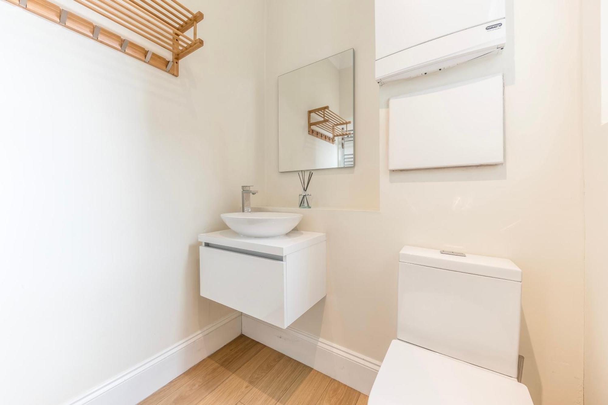 Stylish & Spacious 3 Bed Victorian House Sleeps Up To 7 - Near O2, Museums, Excel, Mazehill Station 12 Mins Direct Into London Bridge Villa Dış mekan fotoğraf